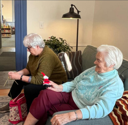 Knitting Club at Effingham Public Library